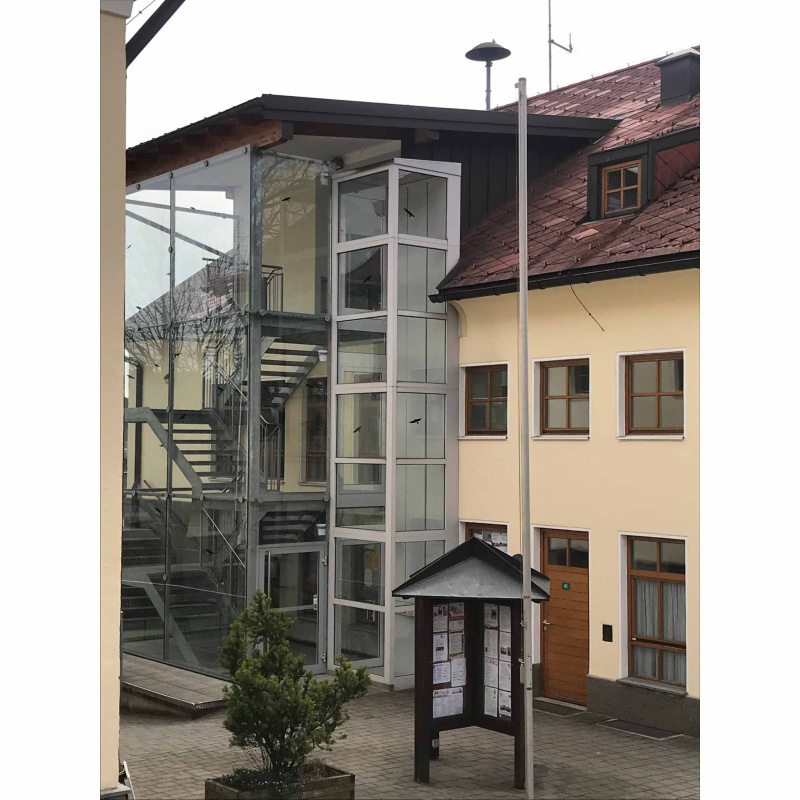 ascendor_kleinaufzug_aussen_stahlschacht_1 Homelift im Metallschacht
