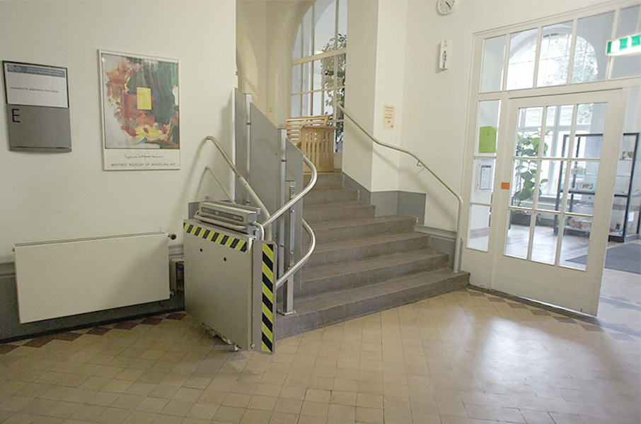 der plattformlift ist praktisch und durchdacht