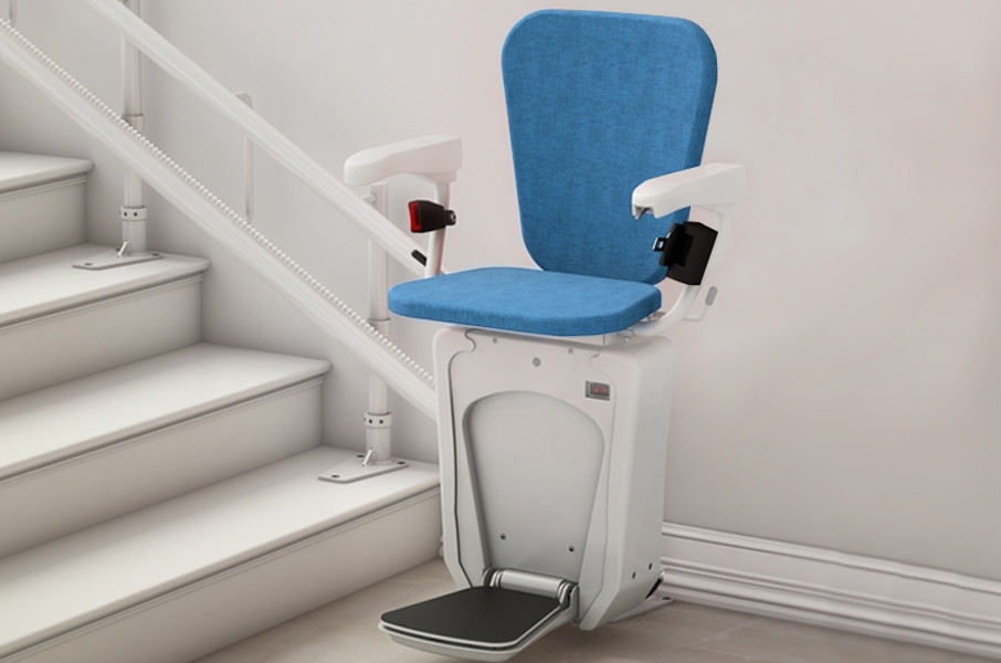 ein gerader treppenlift bringt sie sicher ans ziel