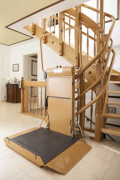plattformlift innen stufenlos