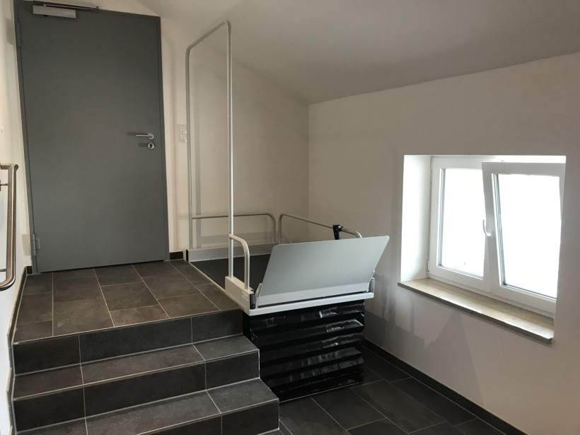 rollstuhllift senkrecht innen
