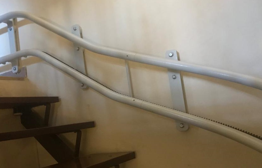 alpha schienefuehrung wand