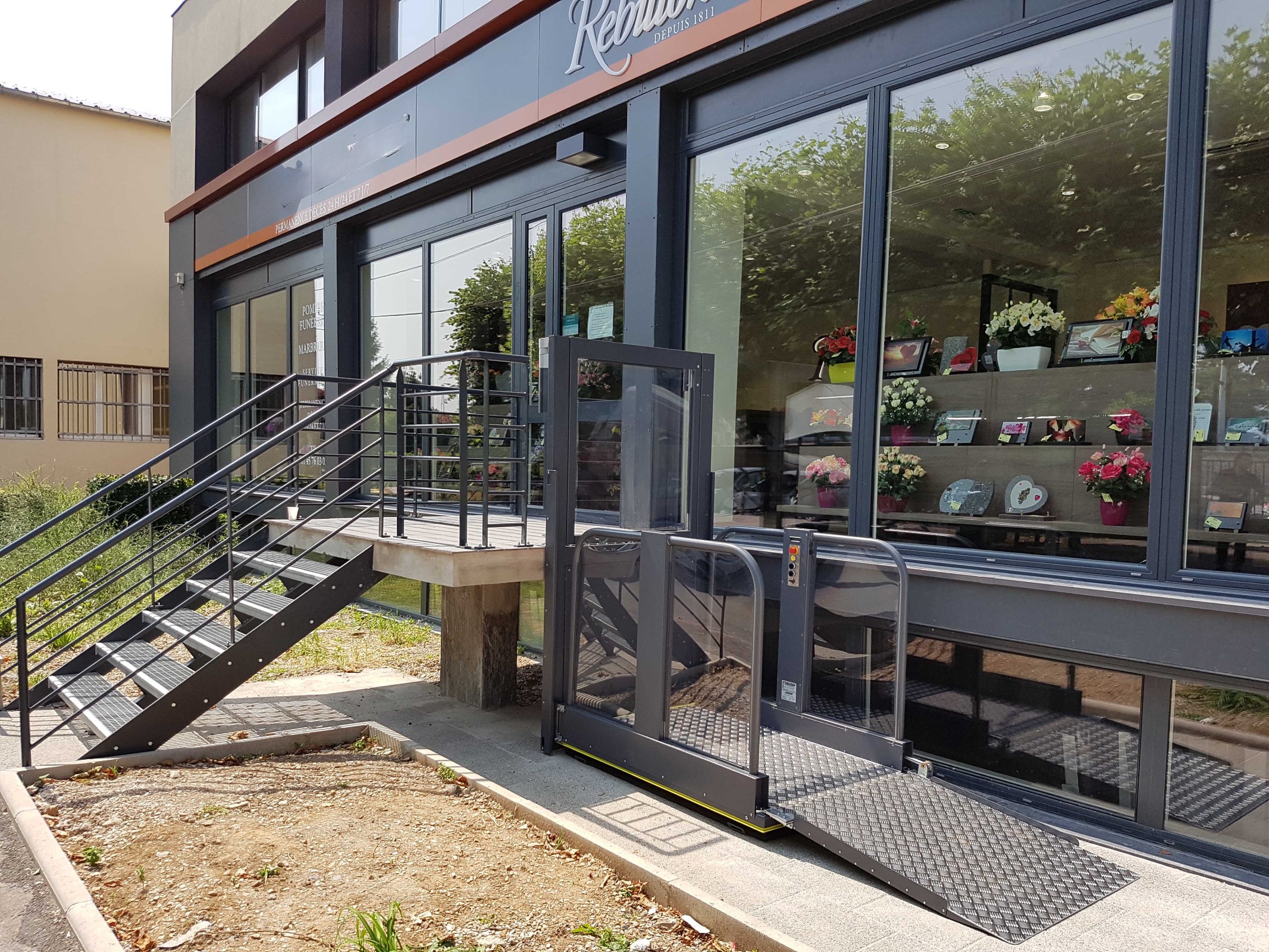 stufenlos hublift einfache installation   bearbeitet